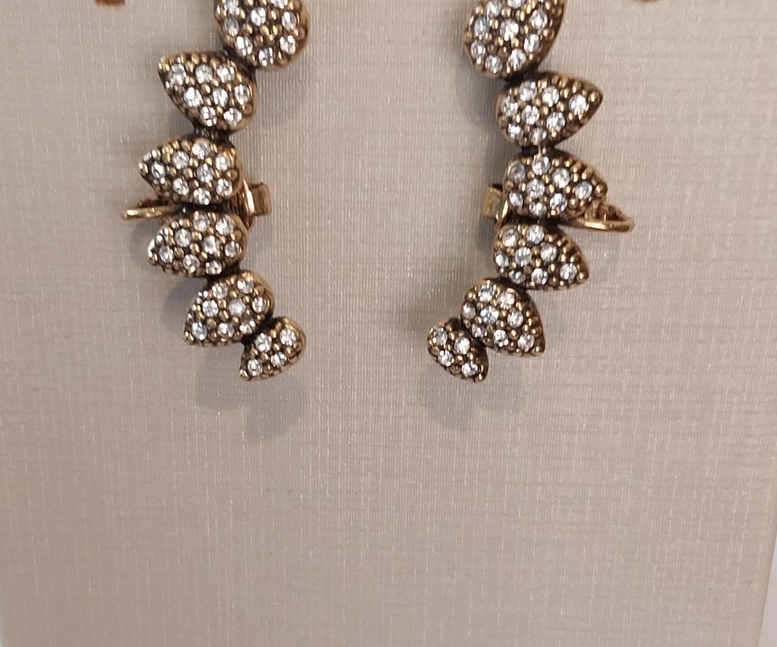 BR EG EAR CUFF BEVERLY- 32357