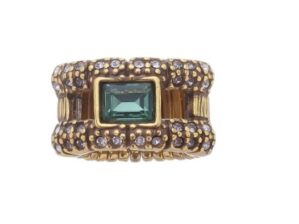 AN EG FOR ELLARA OU- 34647