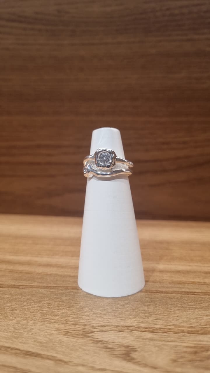 PU AP ESSENTIA PRATA 14847