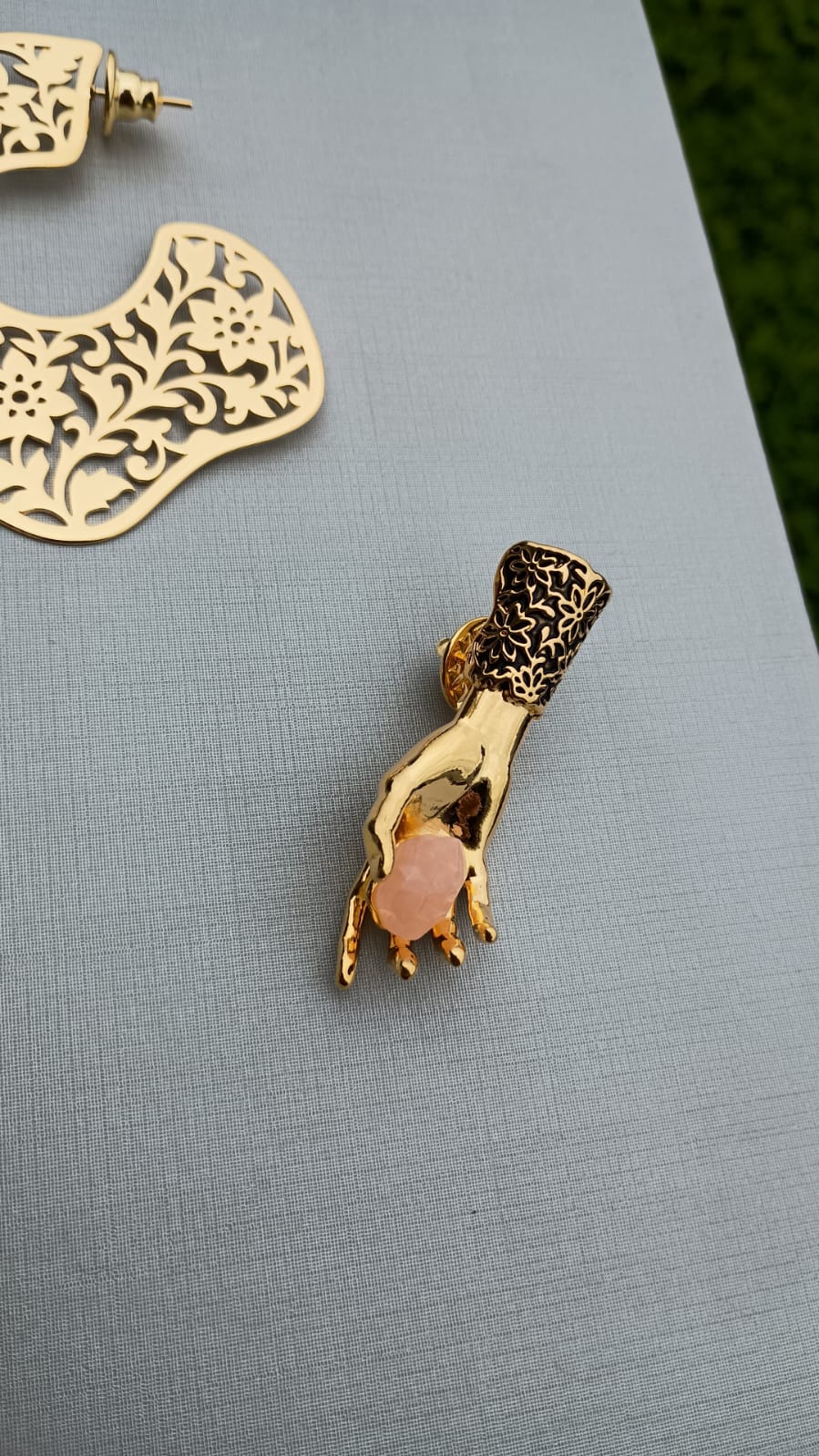 BROCHE MD MÃO RENDEIRA FO/QTZ RS MD2788